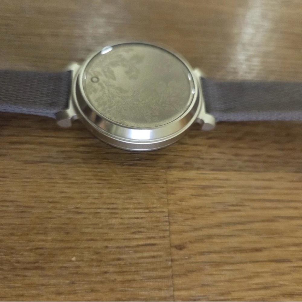 Garmin Lily 2 smartwatch GPS, fitness watch - Picture 4 of 7